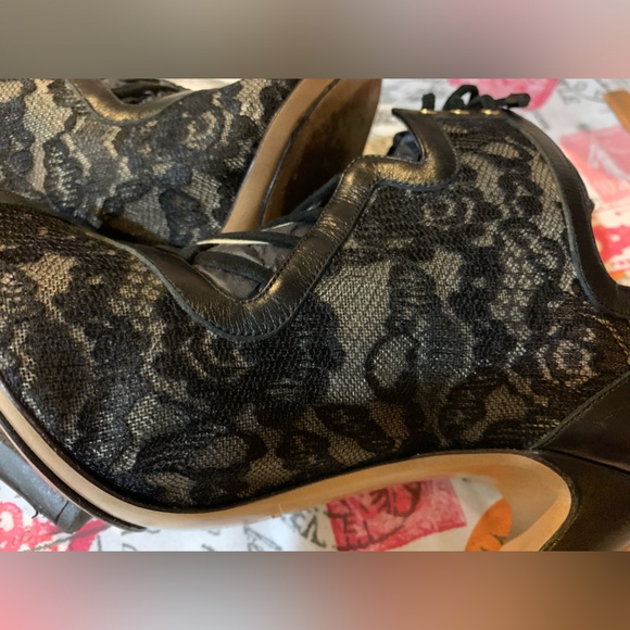 GUC!!Nicholas Kirkwood laced sandals.🎀 - Picture 8 of 16